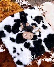 Load image into Gallery viewer, Cow Loveys