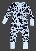 Load image into Gallery viewer, Cow Print Double Zipper Bamboo Sleeper