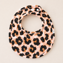 Load image into Gallery viewer, Leopard Bib Set