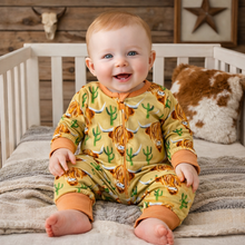 Load image into Gallery viewer, Highland Cow BAMBOO Sleeper