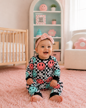 Load image into Gallery viewer, Checkered Smiley Sleeper