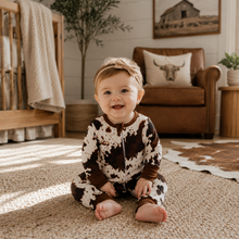 Load image into Gallery viewer, Cow Hide Bamboo Sleeper