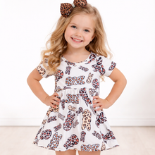 Load image into Gallery viewer, Leopard Peeps Dress