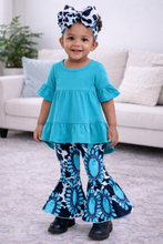 Load image into Gallery viewer, Turquoise Cow Bell Bottom Set