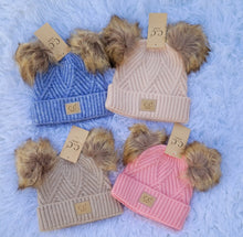 Load image into Gallery viewer, BABY Large Patch Heathered Double Fur Pom Beanie