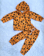 Load image into Gallery viewer, Leopard Hooded Jogger Set