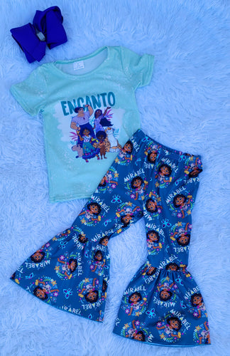 Encanto Bell Bottom Set